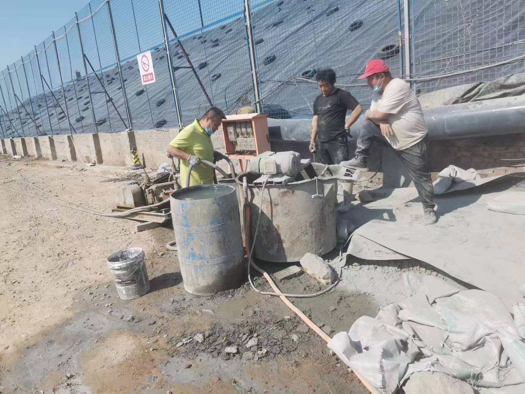 镶黄袖阀管注浆